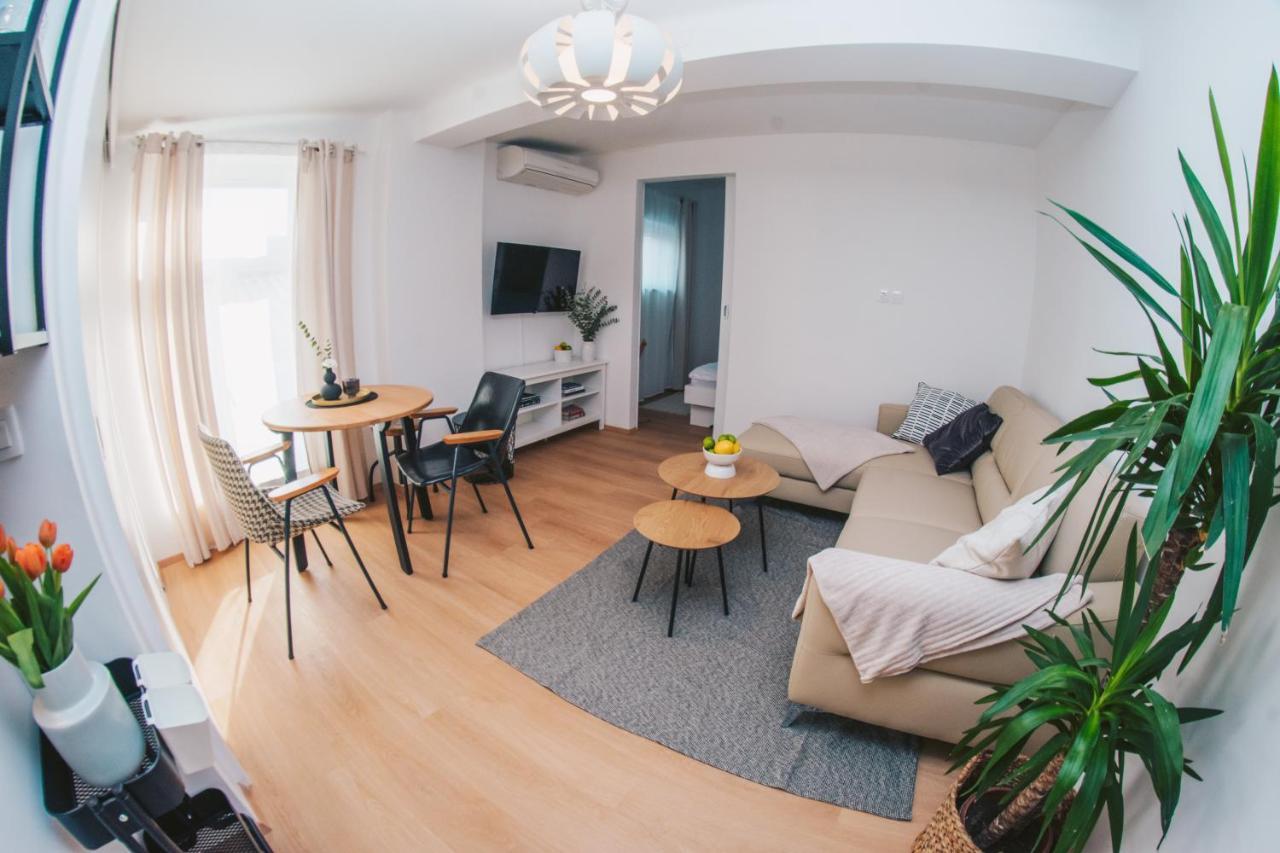 Na Apartments 马里博尔 外观 照片