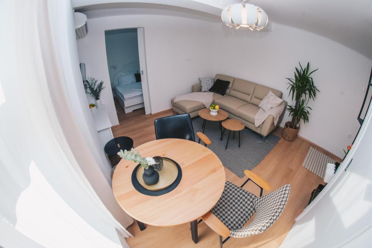Na Apartments 马里博尔 外观 照片